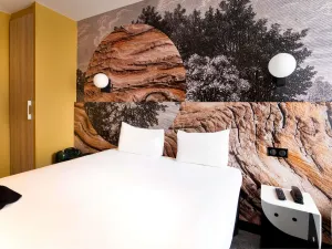 Image of ibis styles Paris Montmartre Batignolles