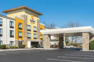 Image of Comfort Suites Lancaster Amish Country