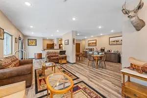 Image of Wagon Wheel Hotel