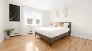 Image of Modern Luxury Home w GameRoom & Parking