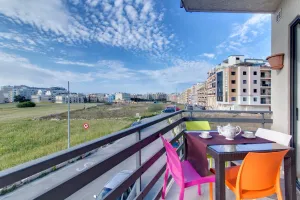 Image of Modern Apt Overlooking Green Area