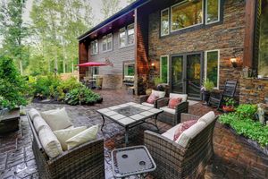 Image of Large Family Home with Patios, Gas Grill and Fire Pit!