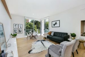 Image of Ultra modern 2 bdrm in St Leonards Crows Nest - 803NOR