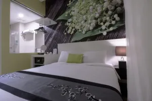 Image of J8 Hotel