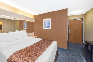 Image of Microtel Inn and Suites Independence