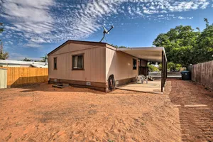 Image of 3 Mi to Lake Powell Page Home with Patio and BBQ