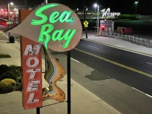 Image of Searay - Motel