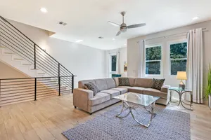 Image of Modern 4BR Townhouse Near French Quarter
