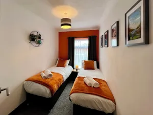 Image of Oxford House - Great for Contractors or Family Holidays