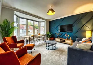 Image of Poets Apartment with Free Parking By My Getaways
