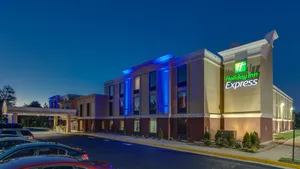 Image of Holiday Inn Express Richmond - Midlothian Turnpike by IHG