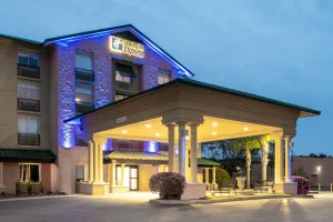 Image of Holiday Inn Express Hotel & Suites Bluffton at Hilton Head Area by IHG