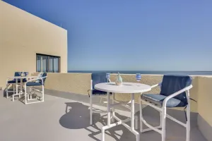 Image of Resort-Style Hudson Condo - Spacious Private Patio