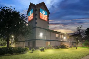 Image of SureStay Plus by Best Western Fort Worth Benbrook