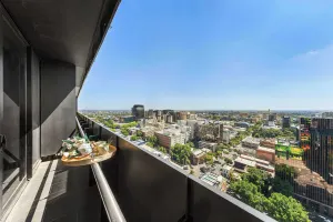 Image of Chic 2BR Apt Near to Melbourne Central City Views