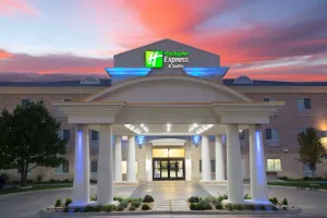 Image of Holiday Inn Express & Suites Amarillo by IHG