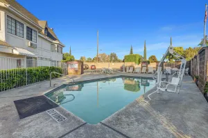 Image of Motel 6-Fresno, CA - Belmont Ave