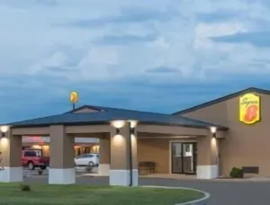 Image of Super 8 by Wyndham Charleston Sikeston East MO