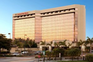 Image of DoubleTree by Hilton Hotel Miami Airport & Convention Center