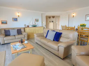 Image of 7 Thurlestone Rock