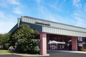 Image of Howard Johnson by Wyndham Evansville East