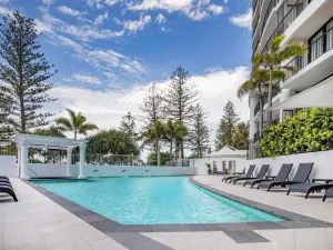 Image of Mantra Coolangatta Beach