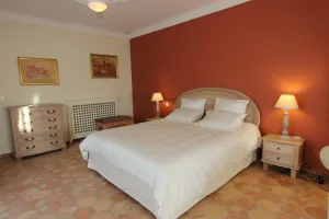 Image of Aux charmes de grasse