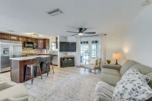 Image of Near Beaches + Downtown: Sarasota Home w/ Lanai