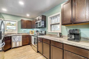 Image of 1 Mi to Dtwn Casper: Homey Getaway w/ Yard!