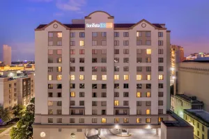 Image of Sonesta ES Suites San Antonio Downtown Alamo Plaza