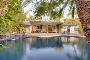 Image of Bakersfield Oasis Sweet Tropical Pool Setup!