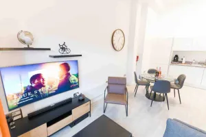 Image of Modern & Private 2BR Apartment