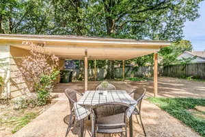 Image of Near Dining Shopping Parks Tranquil Fox Trails