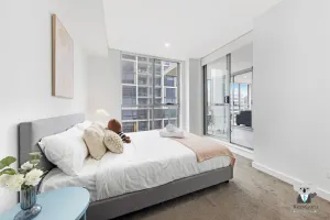 Image of KozyGuru | Mascot | 2-Bed close to train