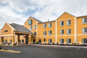 Image of Quality Inn & Suites near I-80 and I-294