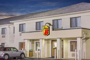 Image of Super 8 by Wyndham Bedford