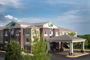 Image of Holiday Inn Express Hotel & Suites Chanhassen by IHG