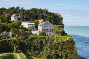 Image of The Originals Hôtel Le Cise Restaurant Chambres et Suites