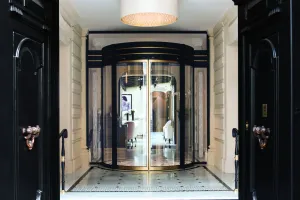 Image of Le Narcisse Blanc