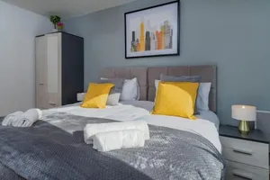 Image of Ashleigh Court