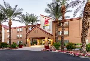 Image of Red Roof Inn PLUS+ Tempe - Phoenix Airport