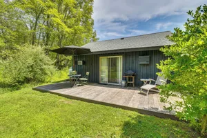 Image of Highland 1850s Studio Barn on Sprawling 4.5 Acres!