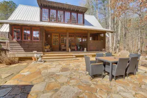 Image of Dock, Canoe & Patio: Lakeside Cottage in Alabama