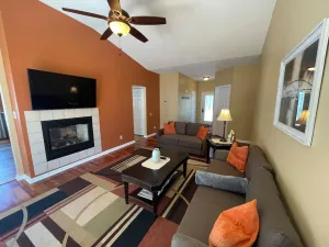 Image of Relaxing Ranch With 1 King and 2 Queens Fast Wifi