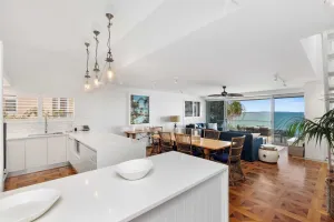 Image of La Mer Apartments