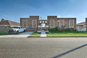 Image of Sleek Edinburg Home Near Shopping and Hiking!