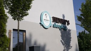 Image of Henrys Sleeping am Augsburger Eiskanal