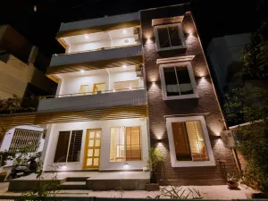 Image of Stayinn Nest