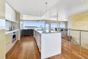 Image of Robe Highview