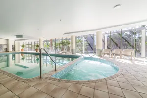 Image of The Meriton Apartments on Main Beach